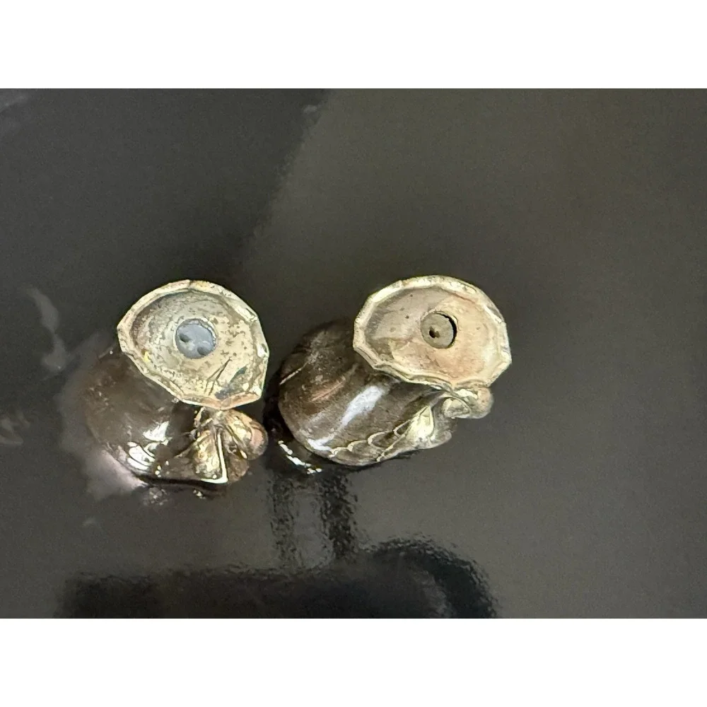 Swan Silver Plated Salt and Pepper Shakers WM Rogers Oneida Silversmiths